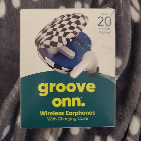Onn Groove Bluetooth Earbuds with charging case (5 different styles available)-S - Picture 2 of 2